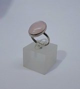 Кольцо розовый кварц 18,5 р-р, мельхиор фото
